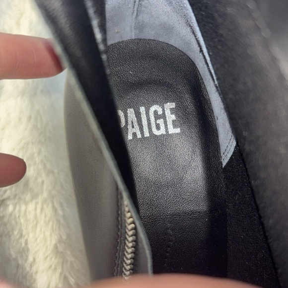 EUC Paige Leather Block Heel Ankle Boots Size 9.5 Black Womens Slip-On Heeled - Picture 8 of 8